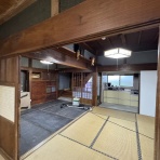 自力建設　AI使って面白DIYと民泊運営