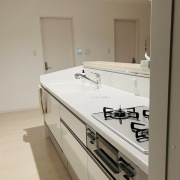 あの世には何も持っていけないから。