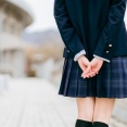 【画像】日本中のJKさん、ヘソを見てほしくて仕方ない模様⇒！