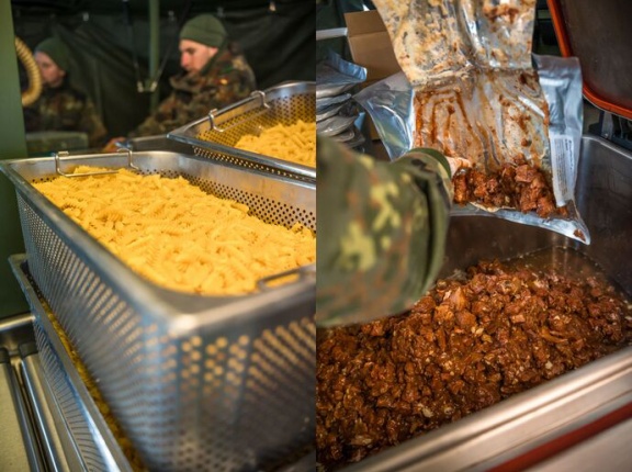 ドイツ連邦軍支援部隊、停電で困ってるベルリンの人々に温かい食事を提供！