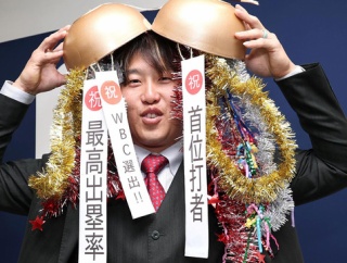 カープ小園海斗6000万増の年俸1.5億円で契約更改！メジャー挑戦願望も伝える「僕の夢」