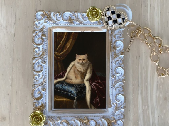 チンチラペルシャのルネサンス肖像画バッグチャームができました！