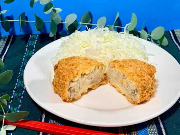 ローソン新作「グーコロ男爵」実食レビュー｜男爵いも100％の手作り感あふれるほっこりコロッケ