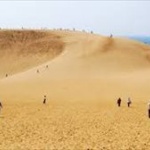 【画像】ポケモンGOのイベントで、鳥取砂丘に人たがりｗｗｗ 	