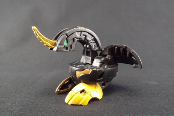 爆丸 超レア ノヴァ・ドラゴノイド　BRONZE ATTACK 海外限定品 爆丸コレクション - Bronze Attack