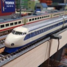 KATOの０系・新幹線、走行不可・・・