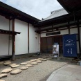 暑さに負けてお寺のカフェに避難