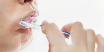 【雑談】歯磨きはしっかりしているつもりだったけど、歯間ブラシを使ってみたら…
