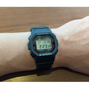 CASIO G-SHOCK ディスプレイ 飾り 時計を飾る”という発想から生まれた時計スタンド「ウオッチ