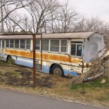 『廃車体は文化遺産なのか? 両備バス(F7810) / 岡山県総社市』の画像