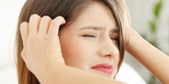 今日職場でお付き合いを断った男性から「もし好かれたくないなら、そんなに愛想良く笑うもんじゃない」と言われた…これ以上告白されない方法は？