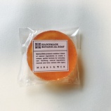 『【試供品】マークスアンドウェブ ハンドメイドボタニカルソープLO ヘチマ/オレンジ』の画像