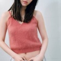 浜辺美波グラビアヘソだしピンク