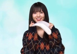 【激かわええ】齋藤飛鳥「へへっ」