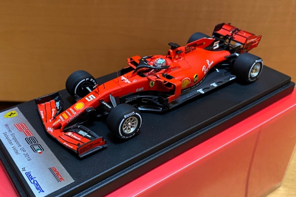 ルックスマート フェラーリsf90 セバスチャン ベッテル シンガポール