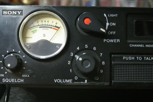 MITSUBISHI MT-770 アナログ簡易無線電話装置　ジャンク扱い MITSUBISHI MT-770 アナログ簡易無線電話装置 ジャンク扱い