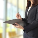 面接で前職の退職理由を突っ込まれたら｜冷静な返し方を元面接官が解説