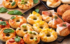 【梅田】生ドーナツ＆石窯ベーグルが食べ放題！茶屋町で9/19からスタート