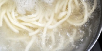【メシマズ嫁】自分が作った豚汁にうどんとその茹で汁入れられ、信じられないくらい薄くなってしまったんだけど…