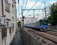 『久し振りのタムロンレンズ体験で西武電車を撮る』の画像