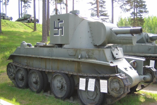 兵器大百科 Weaponpedia 旧名称 戦車大百科 Tankpedia フィンランド