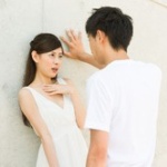 彼氏いるけど一流大学の男友達に告白されたから乗り換えるか迷ってるんだけど、どっちがいいと思う？