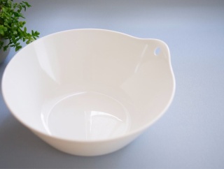 カインズで398円。わが家の新しい洗面器