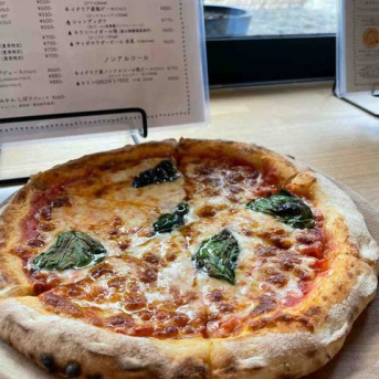 黒瀬町の薪窯Pizza POLE POLE