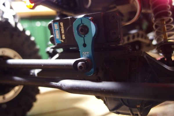 Axial WRAITH [レイス] 4WD ロックレーサー RTR！ [予約