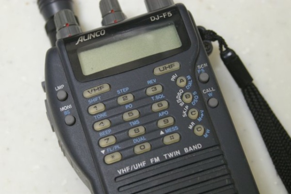 ALINCO DJ-F5 144/435MHz FM トランシーバ 動作確認品 ALINCO DJ-F5 144/435MHz FM トランシーバ 動作確認品