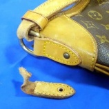 『かばんバッグ修理 ルイヴィトン LOUIS VUITTON トゥミ TUMI ショルダー部分の付け根修理』の画像