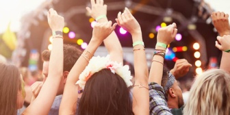 クラブやフェスが趣味なことが絶対的なリア充と思ってる友人は私の趣味を全否定して自分の趣味を押し付ける。そんな友達ならいらん