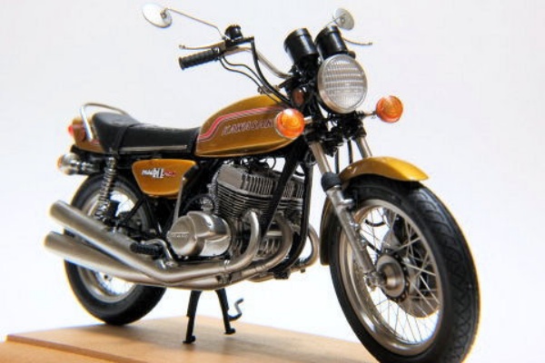 GUMKA工房記 - 1/12 カワサキ750ss