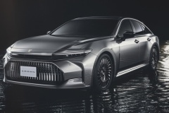 トヨタ「クラウンセダン」発表！ FCEVも設定　価格730万円から