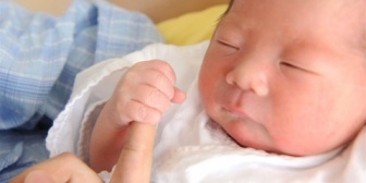 子供が産まれてめでたいはずなのに…なんで嫁と嫁母の顔色を窺いながらびくびくして過ごさないといけないのだろう
