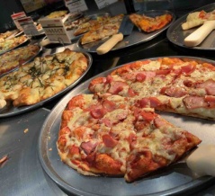 今でも来れば子供の頃を思い出す　シェーキーズ ららぽーとTOKYO-BAY店