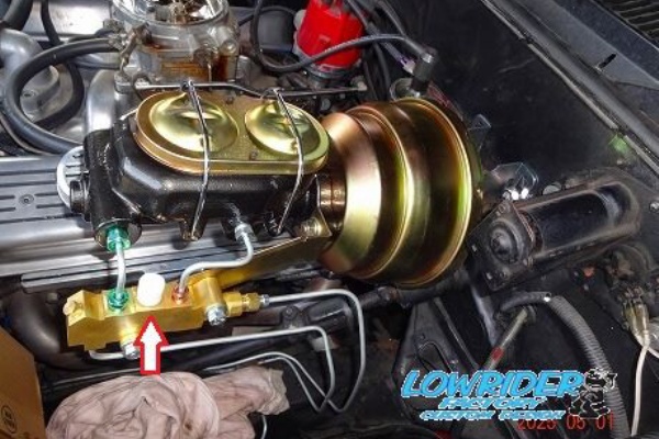 LOWRIDERFACTORY Classic car repair shop (ﾛｰﾗｲﾀﾞｰﾌｧｸﾄﾘｰﾌﾞﾛｸﾞ