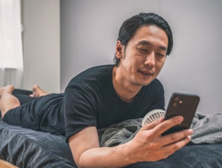 【画像あり】「スマホ」が激安で買えるんだがどれがいいと思う？