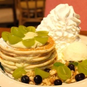 【福岡 博多】Eggs ’n Things　エッグスンシングス　シャインマスカットパンケーキ