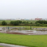 『水溜りができ、ラインを引けない状態です』の画像