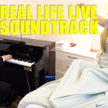 『日常生活でピアニストがBGMをつけてくれるとこんな感じ』の画像