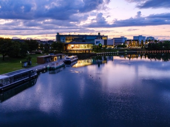 2日間限りの夜間開館！閉館が延長！『富山県美術館 ナイトミュージアム』開催。12月20日、21日。