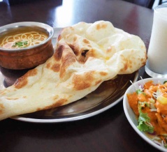「インド＆ネパール料理　シマカレー」の『Aセット』（高槻市出丸町）【たかつーグルメ】