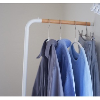 秋に着ている。毎日服とお出かけ服