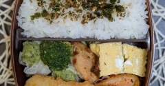 ご飯の方が多く見えて～夫のお弁当711