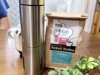 キャンプに小さなコーヒーミル☆