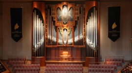 「韓国にはパイプオルガンを備えたホールがない」…フランス国立放送フィル困惑　演者「電子オルガンでの演奏では『偽物』だ」