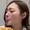 梅澤美波の舌出し