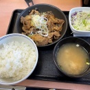 ご飯お替り無料、牛カルビ定食「吉野家」