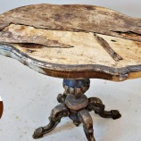 『アンティークな円形テーブルを二週間かけて修理してみた』の画像